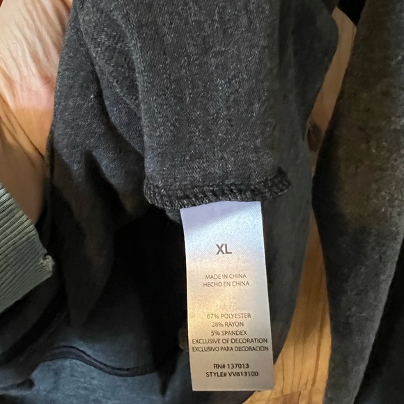 Wildfox charcoal gray graphic Stardust Motel sweatshirt. SZ.XL. NWT - Picture 8 of 8